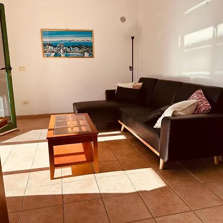 Jardin Del Sol 6 Apartment